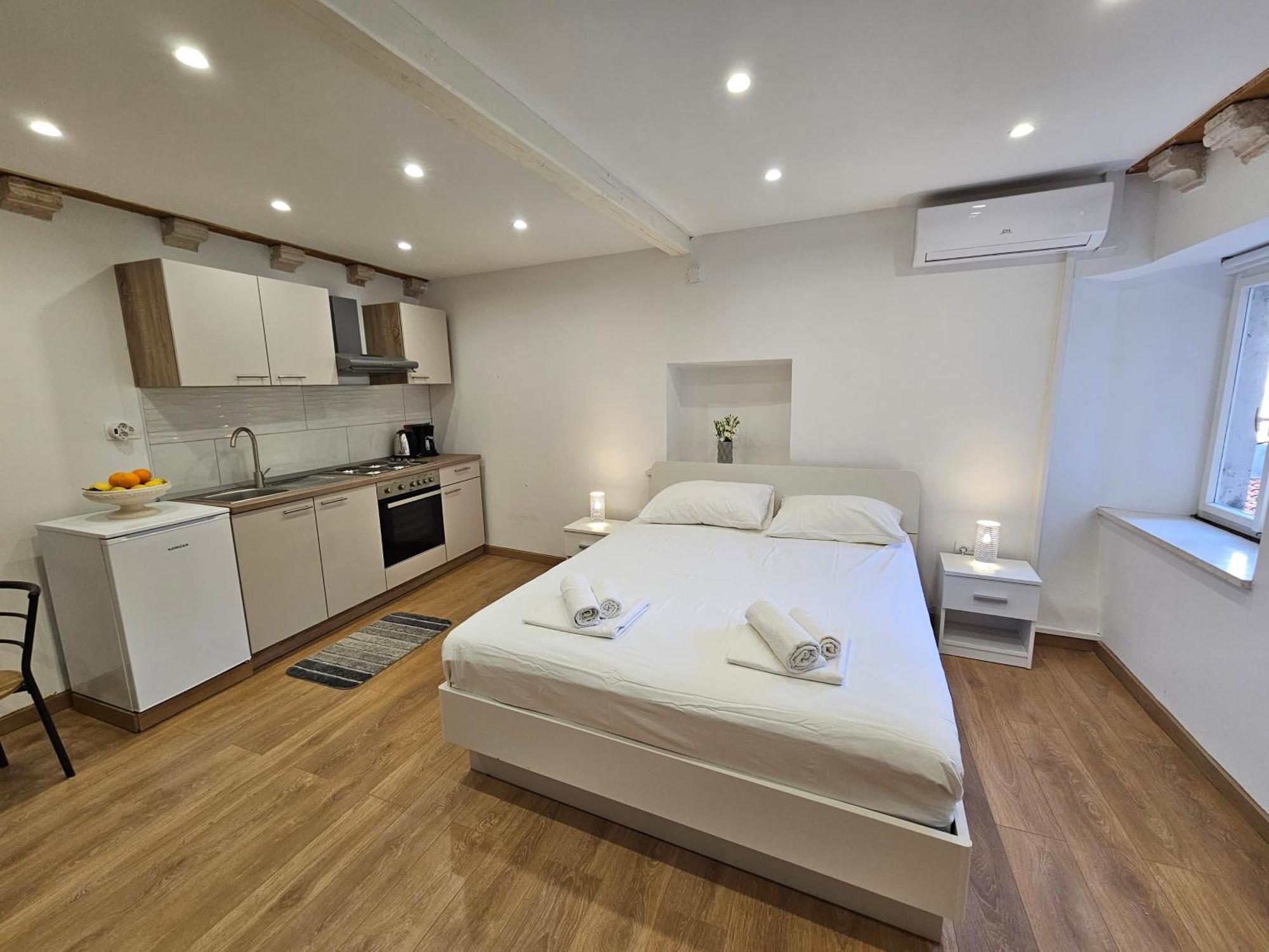 Appartamento House Kucija Old Town Korcula Esterno foto
